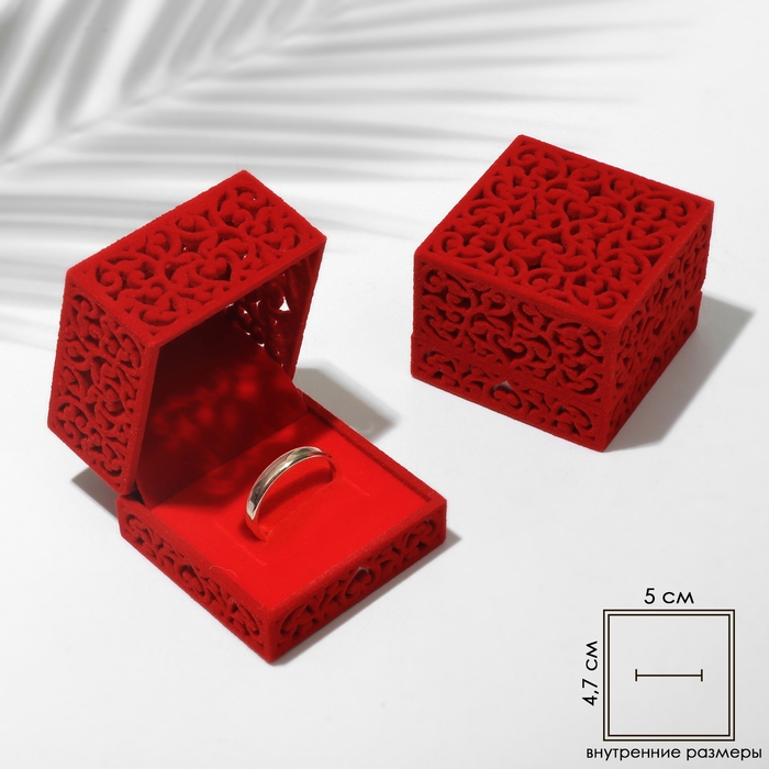 Футляр бархатный под кольцо &laquo;Кружево&raquo;, 6&times;6, цвет красный