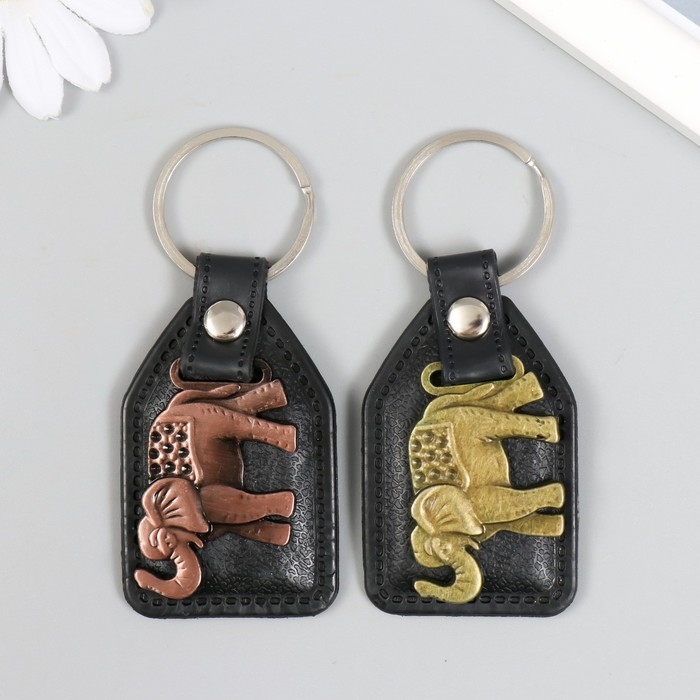 Брелок кожзам, металл "Слон"  МИКС  6,8х4 см