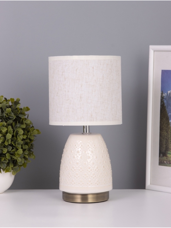 Лампа настольная "Масаки" 1х40Вт Е14 бежевый 15х15х30см