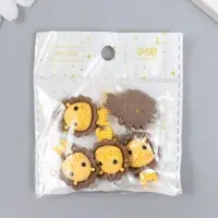 Декор для творчества пластик "Храбрый лев с петелькой" 0,8х2,3х3 см