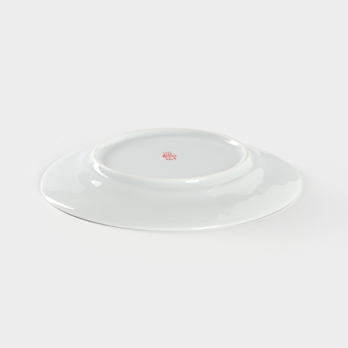 Тарелка фарфоровая &laquo;Пчёлы&raquo;, d=17 см, рисунок микс, цвет белый