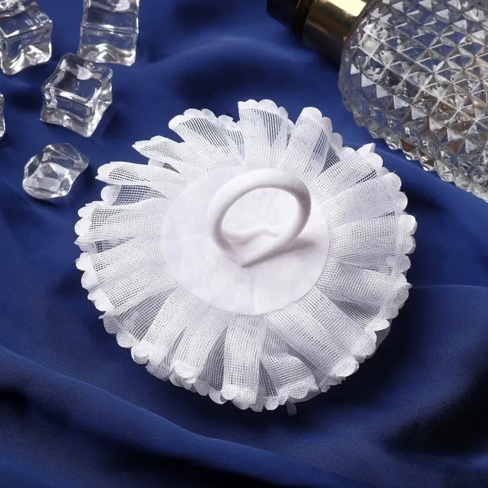 Резинка для волос бант &laquo;Школьница&raquo;, нежность горошек, d=11 см, белая