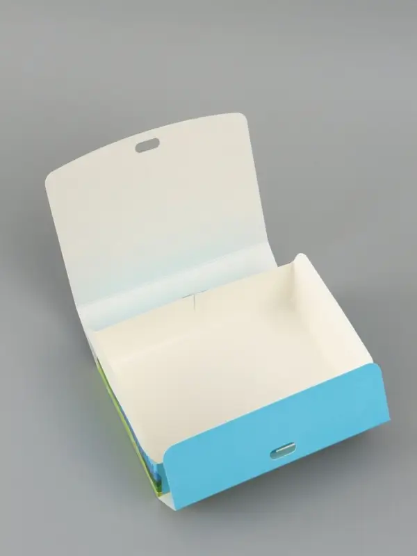 Коробка подарочная &laquo;Синий трактор&raquo;, 16,5 х 12 х 5 см