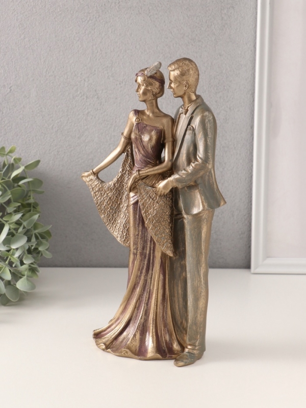 Сувенир полистоун "Пара в костюмах 20-30-х годов" 17х9х31,5 см