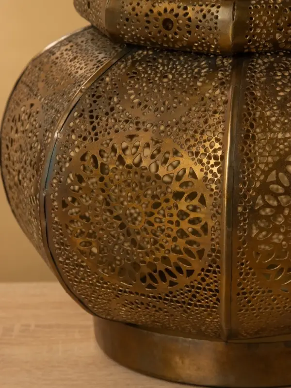 Подсвечник фонарь "Сокровища" железо 23х23х37,5 см