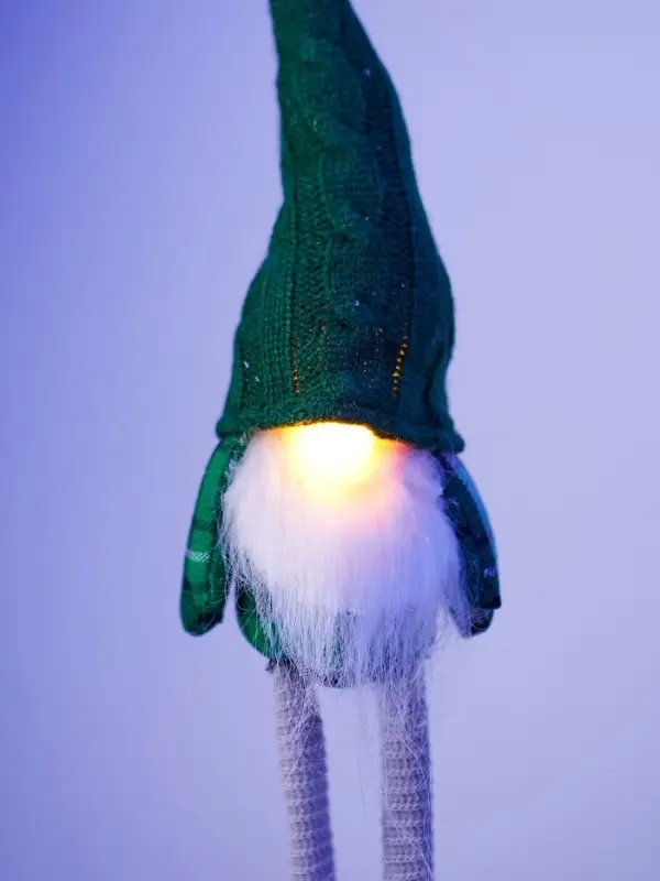 Фигура текстиль &laquo;Гном в зелёном&raquo; 42 см, 1 LED, от батареек AG13&times;3, свечение тёплое белое