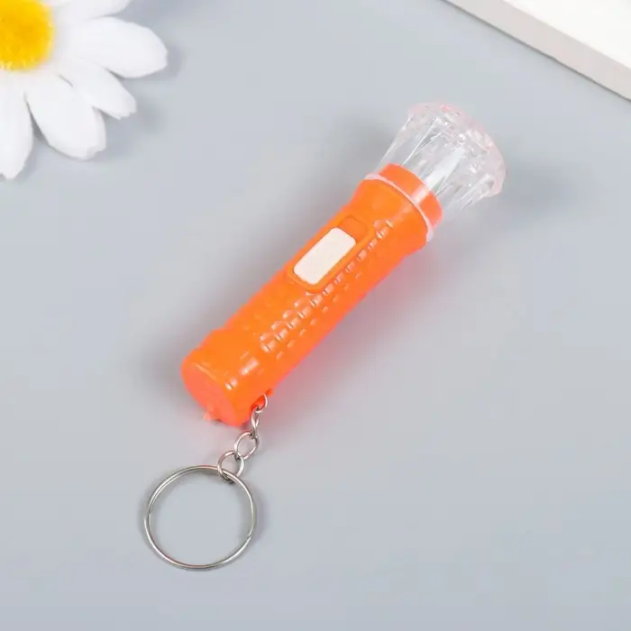 Фонарик брелок для ключей на кольце &laquo;Клеточка&raquo;, 7&times;2&times;2 см, МИКС