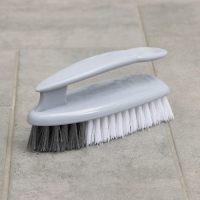 Щётка - утюжок &laquo;Дельта&raquo;, 15&times;5,5&times;7,5 см, цвет МИКС