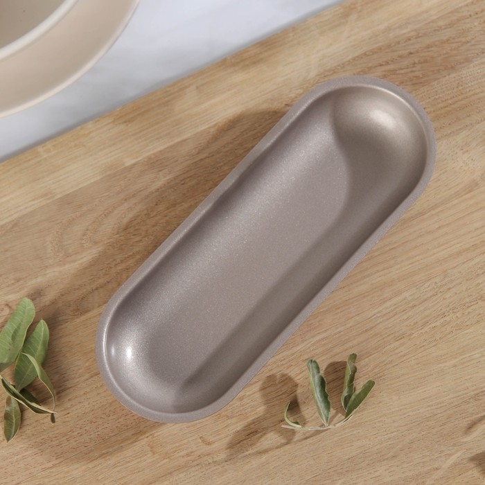 Форма для выпечки &laquo;Овал&raquo;, 19&times;7&times;2,5 см, антипригарное покрытие, цвет золотой