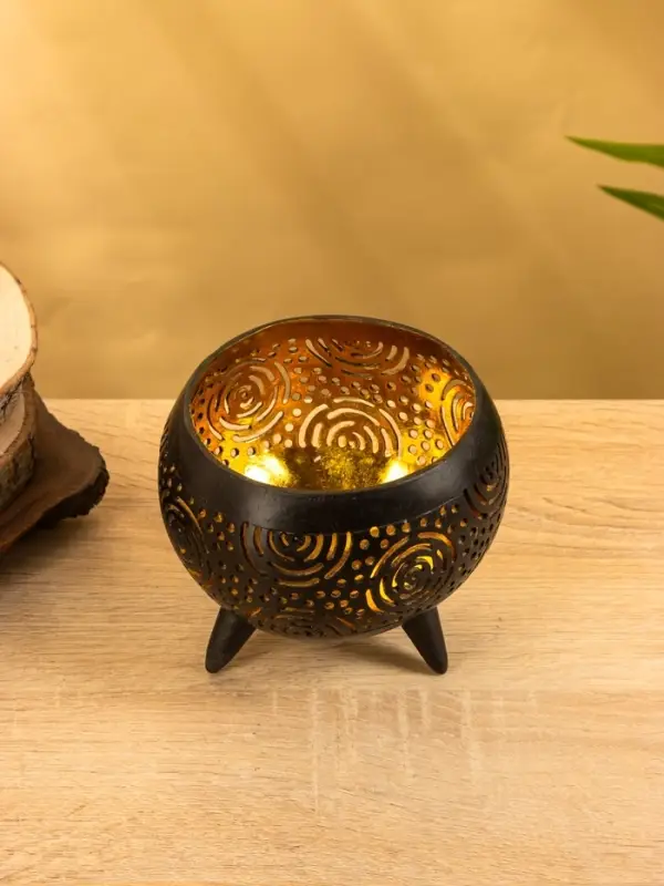 Подсвечник из кокоса, 15&times;15&times;13 см, коричнево-золотой