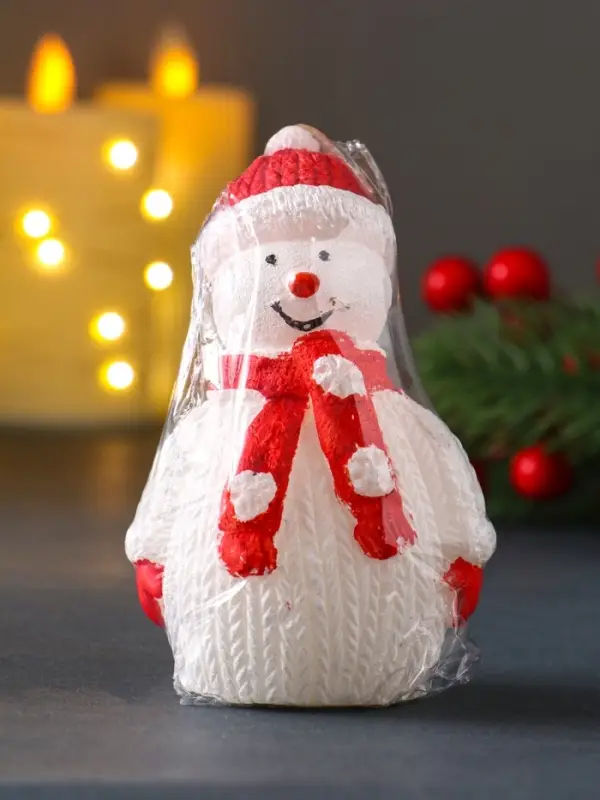 Свеча "Снеговик", красный