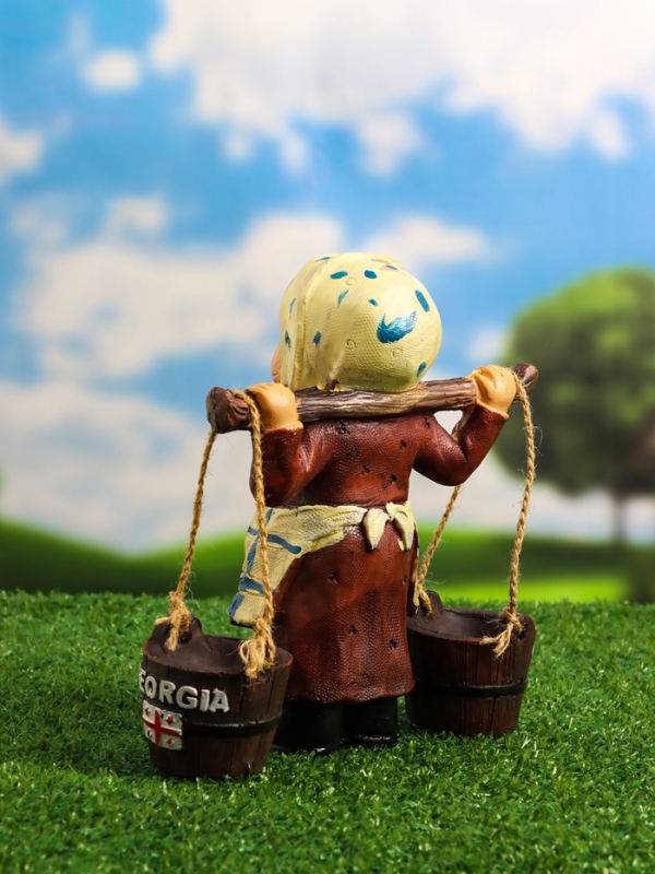 Садовая фигура "Бабушка с ведрами" 20х7х19см