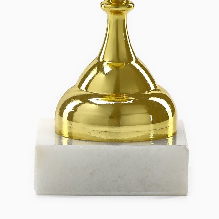 Кубок 117, наградная фигура, золото, подставка пластик, 16,3 &times; 11,3 &times; 5,6 см.