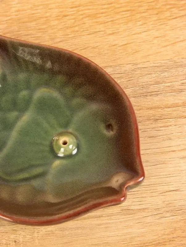 Подставка под благовония &laquo;Экзотическая рыбка&raquo;, 10&times;14&times;2 см, керамика, зелёная