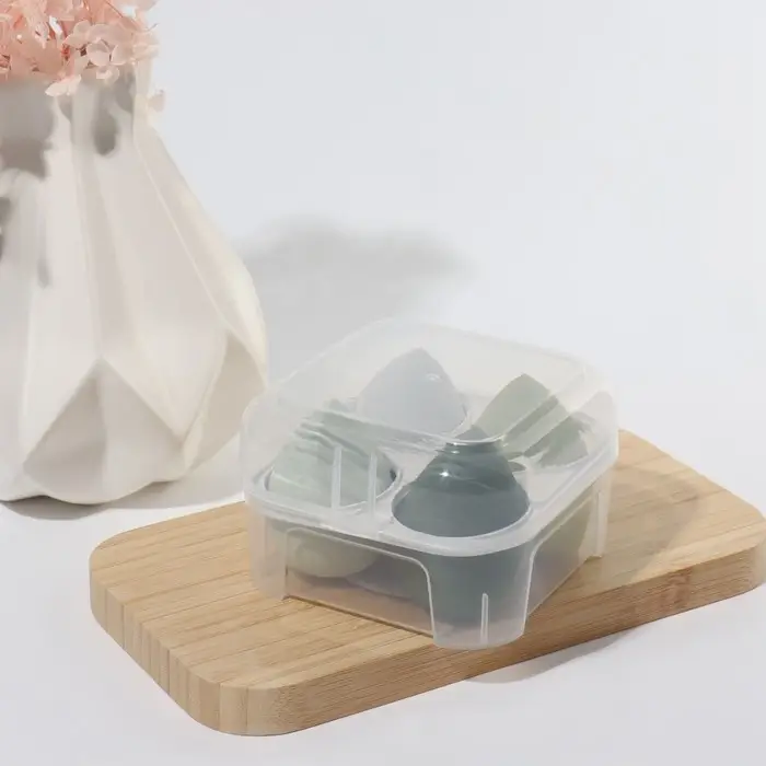 Спонжи для макияжа, набор - 4 шт, увеличиваются при намокании, цвет зелёный