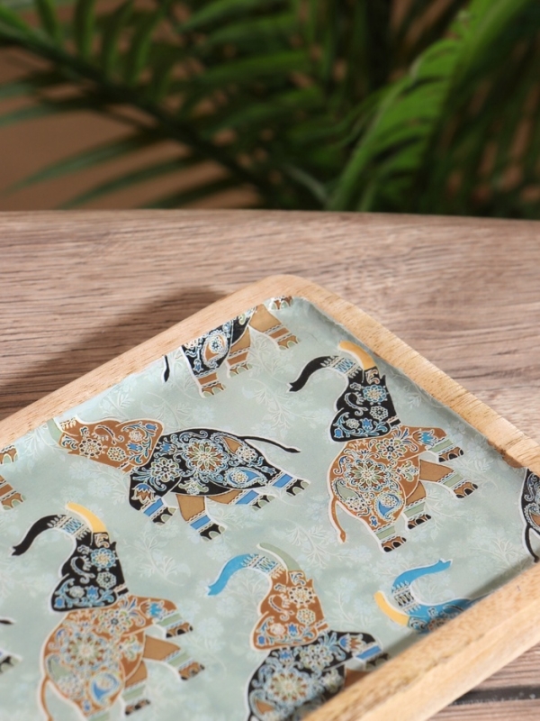 Блюдо прямоугольное "Мудрый слон" дерево манго 41х15 см