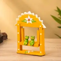 Сувенир "Лягушата на качелях" дерево 10х3,5х15 см, цв.  оранжевый