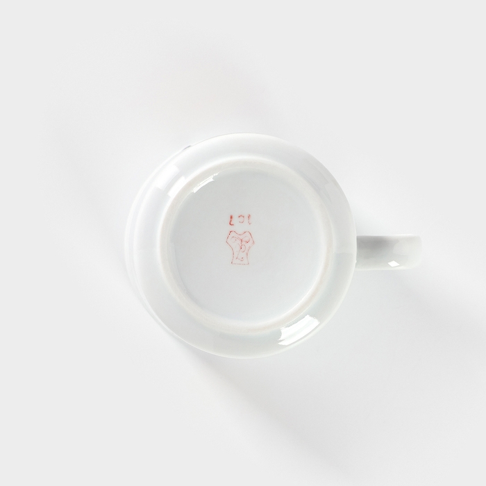 Кружка фарфоровая &laquo;Пчёлы&raquo;, 200 мл, рисунок микс