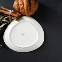 Блюдо фарфоровое для подачи Magistro &laquo;Церера&raquo;, 20&times;18 см, цвет коричневый