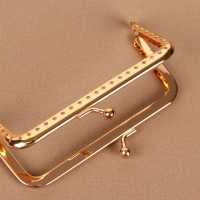 Фермуар пришивной &laquo;Прямоугольник&raquo;, 10 см, цвет золотой