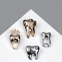 Брошь &laquo;Зуб&raquo;, форма МИКС, цвет МИКС (неделимая фасовка 12 шт., цена за шт.)