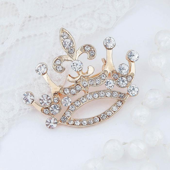 Брошь &laquo;Корона&raquo;, цвет белый в золоте