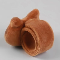 Игольница на браслете &laquo;Мишка&raquo;, 23&times;6.5 см, коричневая