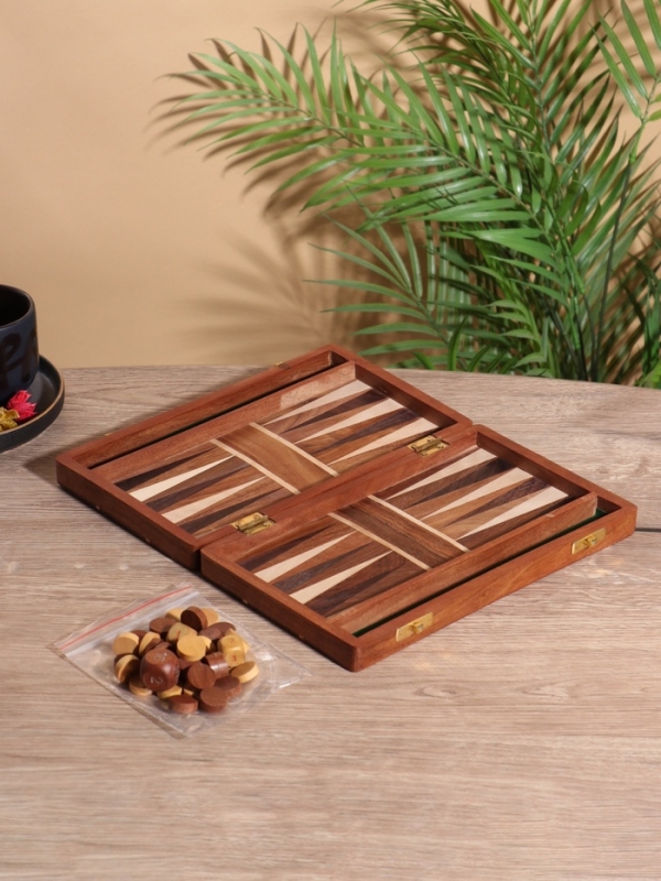 Нарды 24,5х15х3,5 см, дерево шишам, латунь