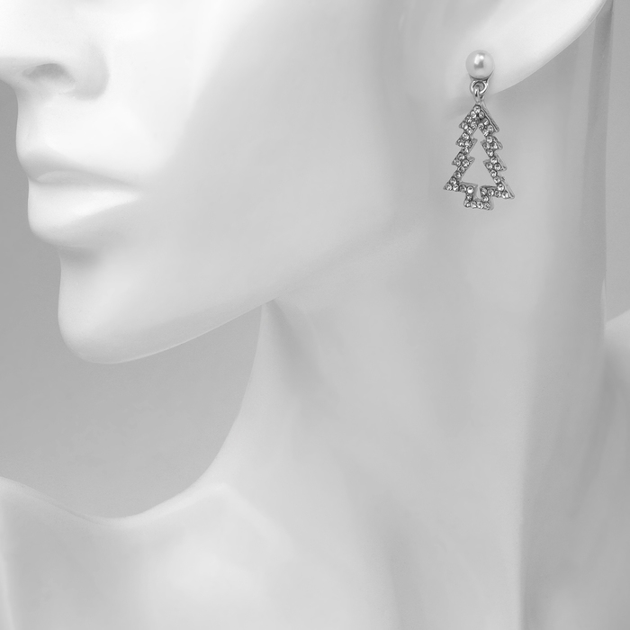 Новый год! Серьги &laquo;Новогодние&raquo; ёлка-трафарет, цвет белый в золоте