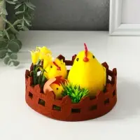 Сувенир пасхальный "Курочка с цыплятами на лужайке с забором" 12,5х12,5х8,5 см