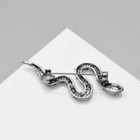 Брошь &laquo;Змея&raquo; в движении, цветная в чернёном серебре