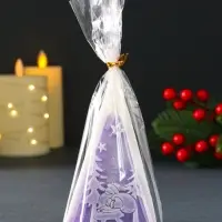 Свеча новогодняя пирамида Дед Мороз" 70х120 мм, фиолетовый