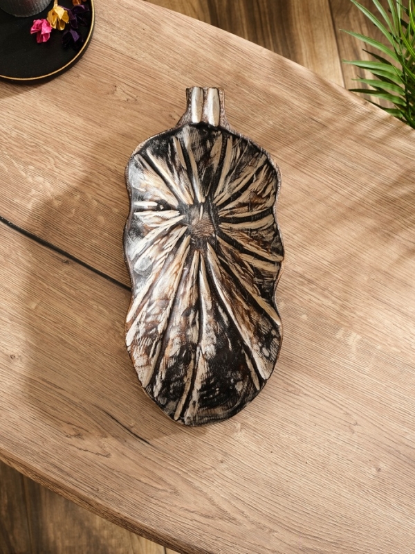 Блюдо "Лист" дерево Джати, 35х18х6 см