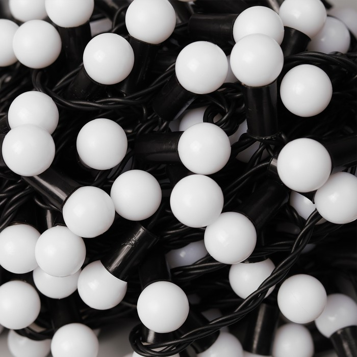 Гирлянда &laquo;Нить&raquo; 20 м с насадками &laquo;Шарики 1.5 см&raquo;, IP44, тёмная нить, 200 LED, свечение бело-синее, мигание, 220 В