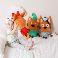 Игрушка-подушка &laquo;Карамелька&raquo;, Три кота