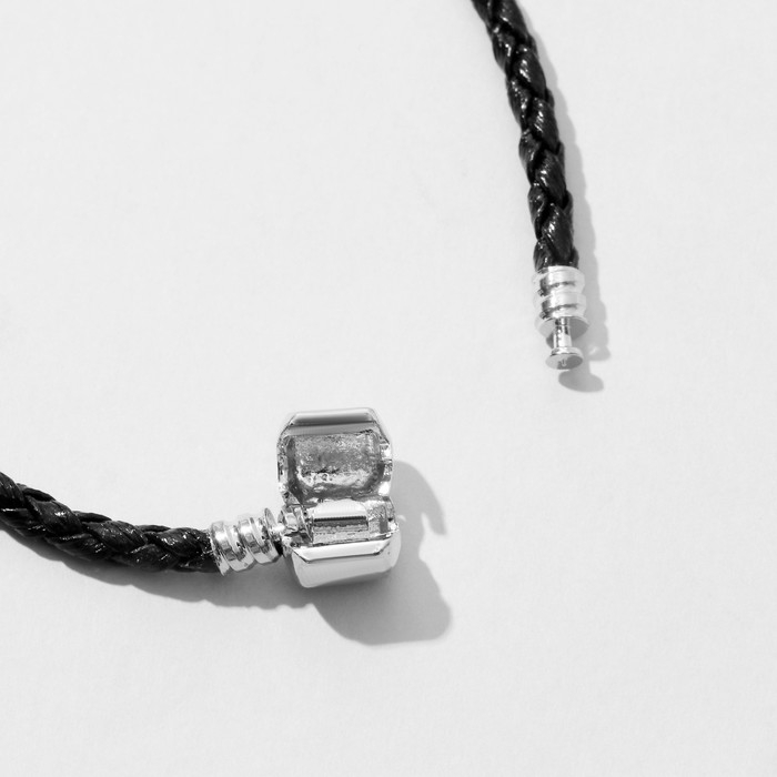 Основа для браслета &laquo;Бусинка&raquo;, цвет чёрный в серебре, 20 см