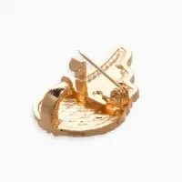 Зажим для кардигана "Ажур", крылья, цвет белый в золоте