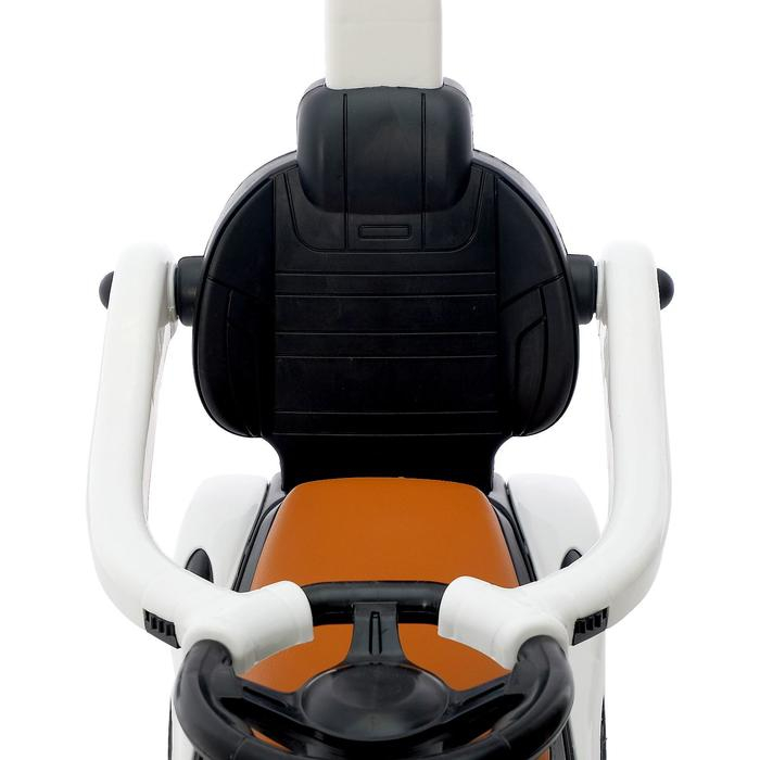 Толокар-каталка &laquo;Купе&raquo;, с родительской ручкой, свет, звук, цвет белый