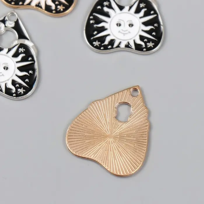 Декор для творчества металл "Солнце символ" эмаль МИКС 2,6х2,3 см