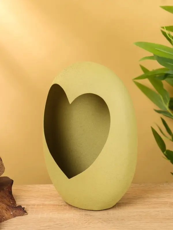 Подсвечник в форме сердца текстурный &laquo;Олива&raquo;, 16.5&times;8.5&times;22 +/- 1 см