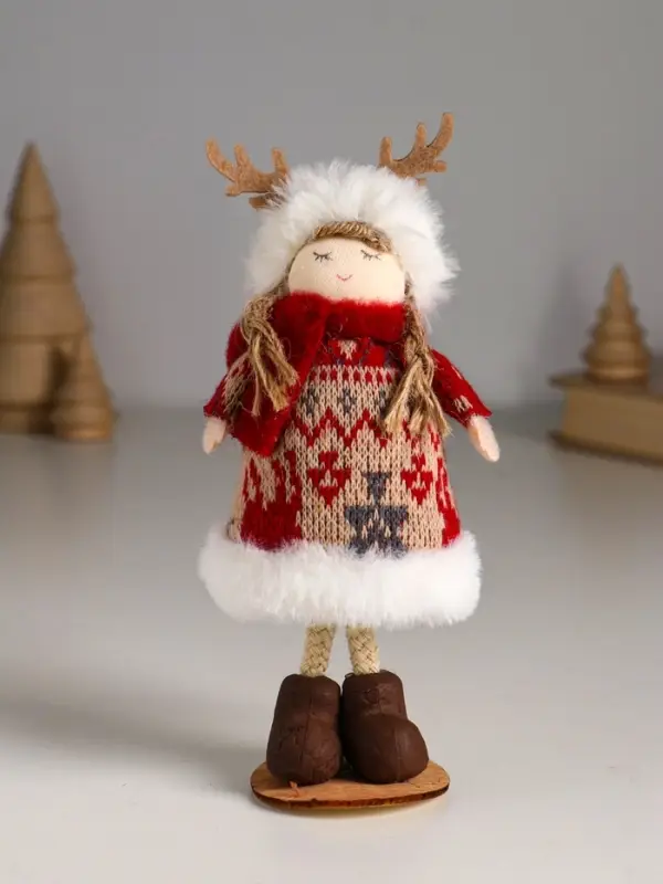 Кукла интерьерная "Малышка в вязаном платье в шапке с рожками" 6,5х6,5х16,5 см