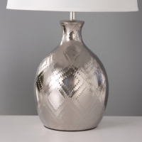 Настольная лампа "Чиппер" 1х15Вт Е14 серебро 30х30х47см