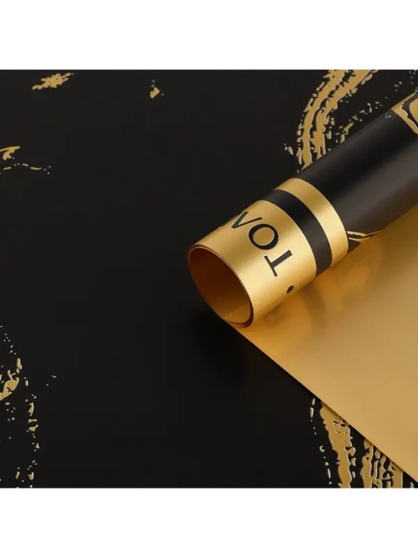 Плёнка упаковочная для цветов &laquo;Мрамор&raquo;, матовая, черно-золотая , 57 х 57 см