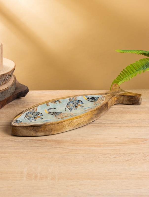 Блюдо в форме рыбки "Мудрый слон" дерево манго 32х11,5х2 см