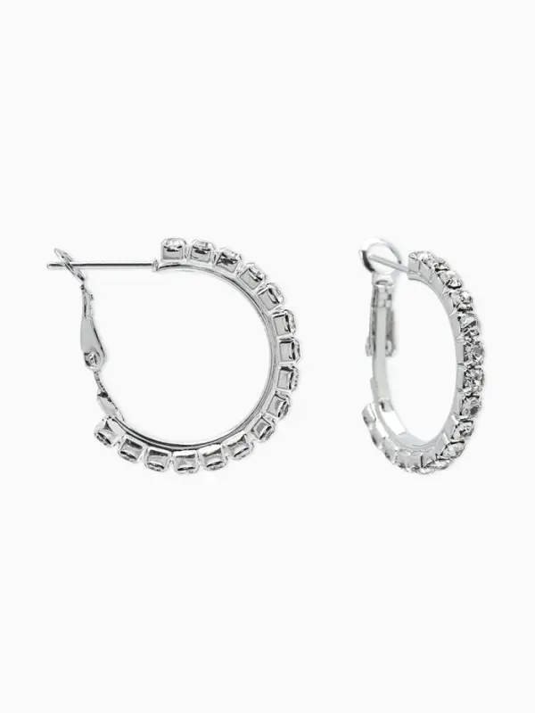 Серьги-кольца со стразами d=2.5 см, белые в серебре