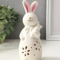 Сувенир керамика свет "Зайка с морковкой" белый 5х5,5х15,5 см