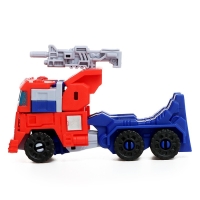 Робот &laquo;Грузовик&raquo;, трансформируется