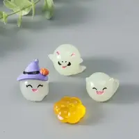 Сувенир эпоксидная смола флюоресцентный "Хэллоуин" набор 4 шт 5х5х3,5 см