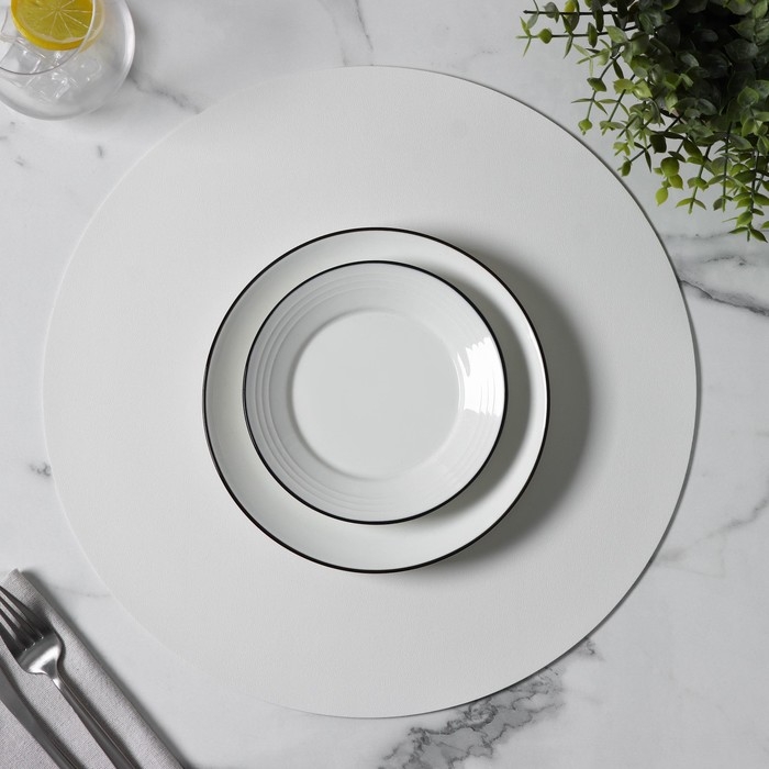 Салфетка сервировочная на стол &laquo;Тэм&raquo;, d=38 см, цвет белый