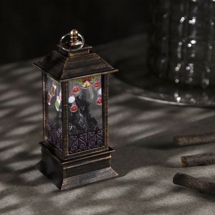 Светодиодная фигура &laquo;Камин с носками&raquo; 5.5 &times; 13 &times; 5.5 см, пластик, батарейки AG13х3 (в комплекте), свечение тёплое белое